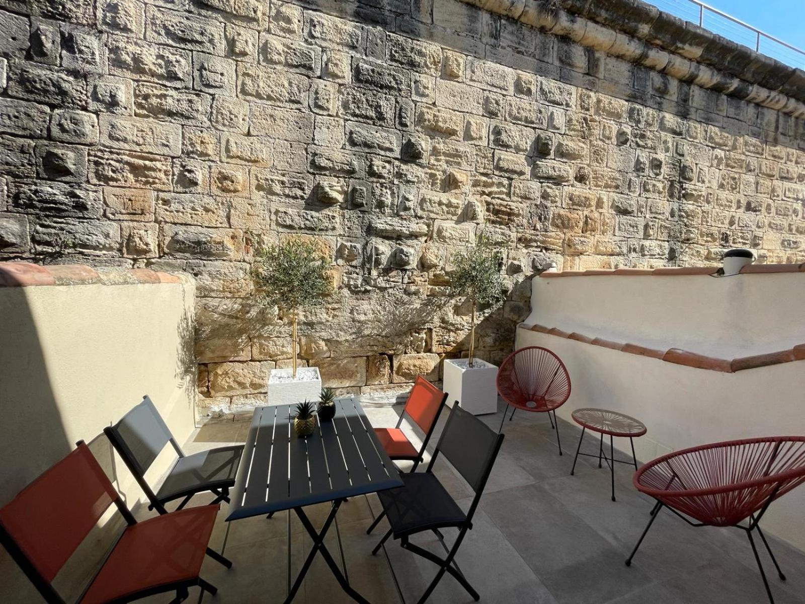 איגוס-מורטס Maison Cosy, 2 Chambres, Adossee Aux Remparts מראה חיצוני תמונה